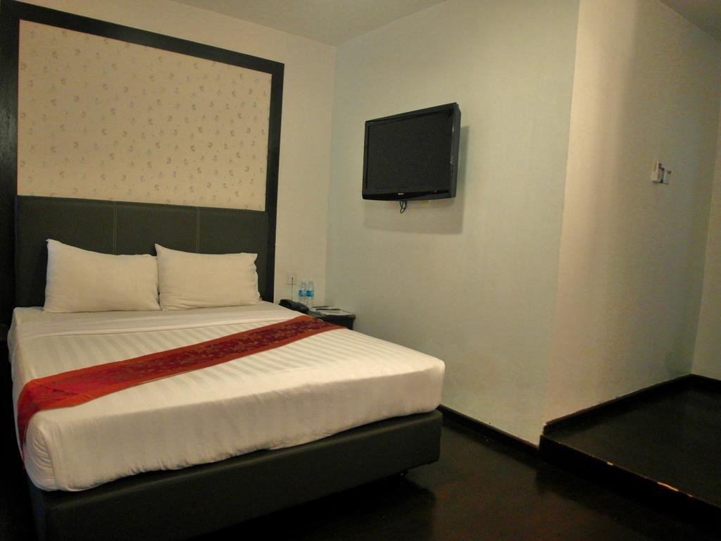 Le Hotel Кота-Кинабалу Номер фото